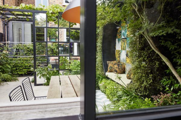 Chelsea Garden Table