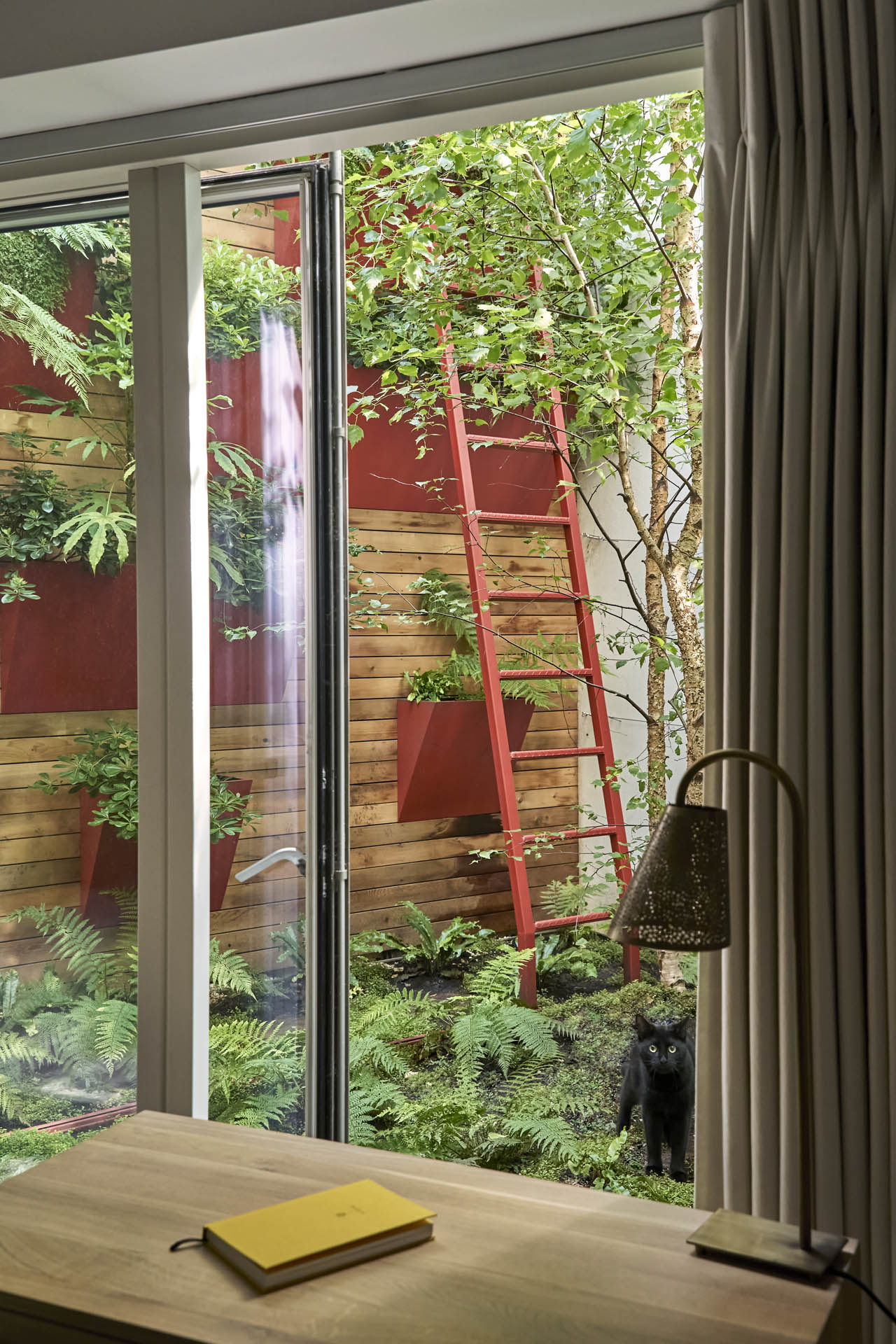 an example of How to design a garden for small spaces