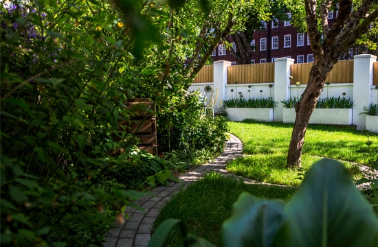 Garden Maintenance in Chiswick - garden services chiswick