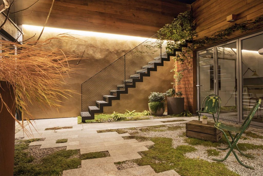 Low maintenance urban garden